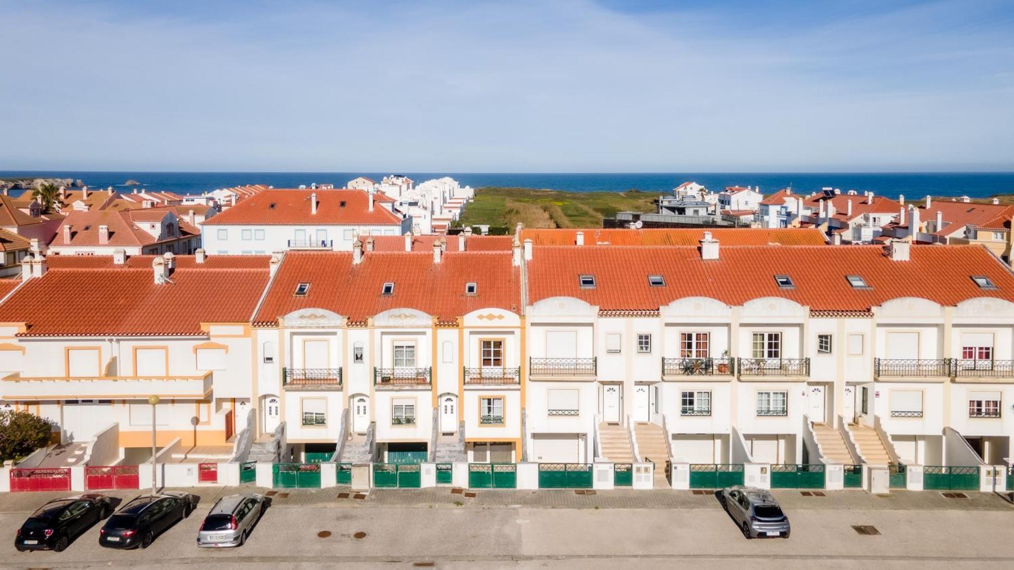 Baleal Happiness Surf House Villa Ferrel  Ngoại thất bức ảnh
